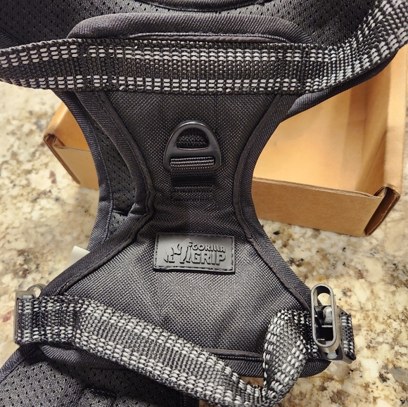 BLACK MEDIUM SIZE DOG HARNESS NEW IN BOX - Picture 5 of 6